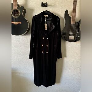 Boutique Velvet light weight coat/dress/duster